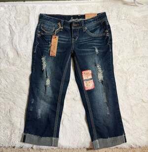 Amethyst Jeans Distressed Denim Capri Size 5